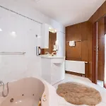 Ξενοδοχείο Sirak Most
