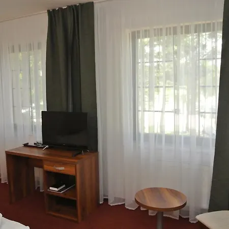 Hotel Sirak 3*