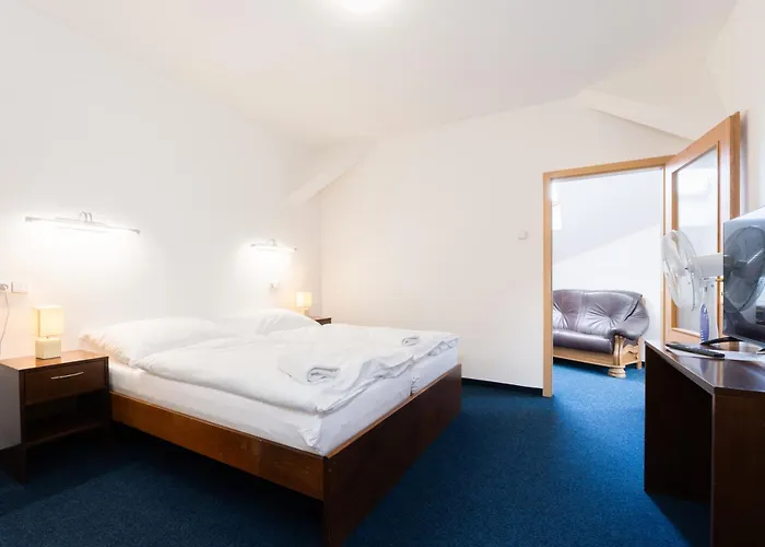 širák Hotel Most
