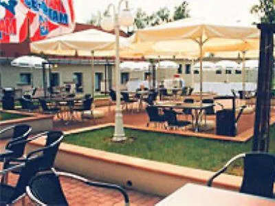 Hotel širák Most